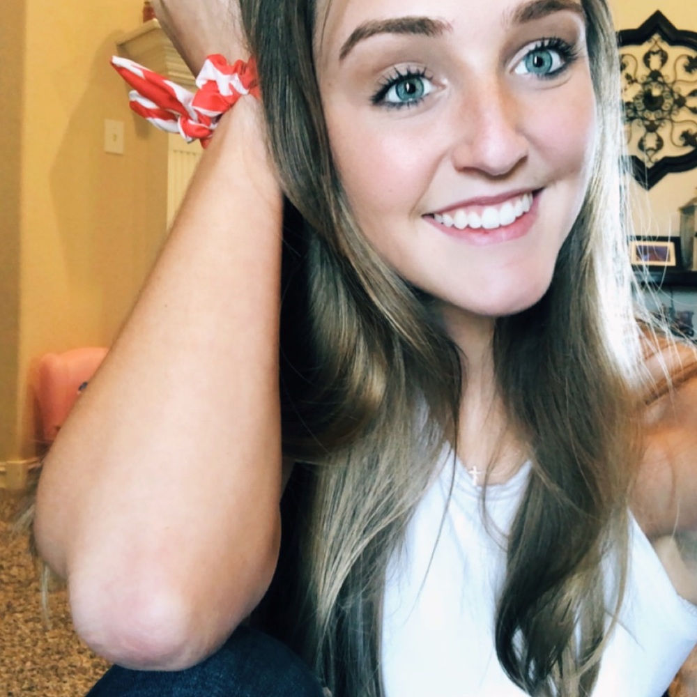 Meet your Posher, Sierra